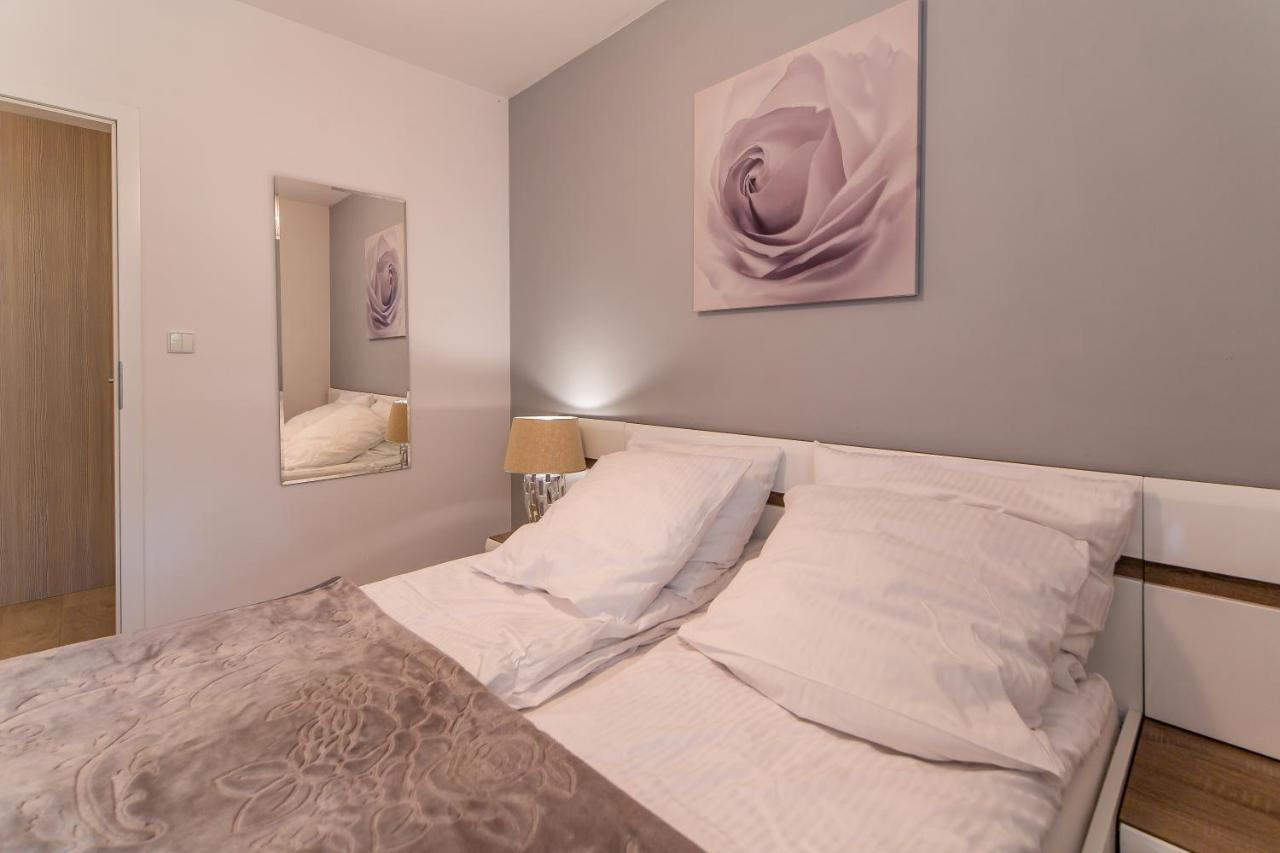 Feniks Spa Apartments 2 By Jantar Apartamenty Kolobrzeg Kołobrzeg Quarto foto